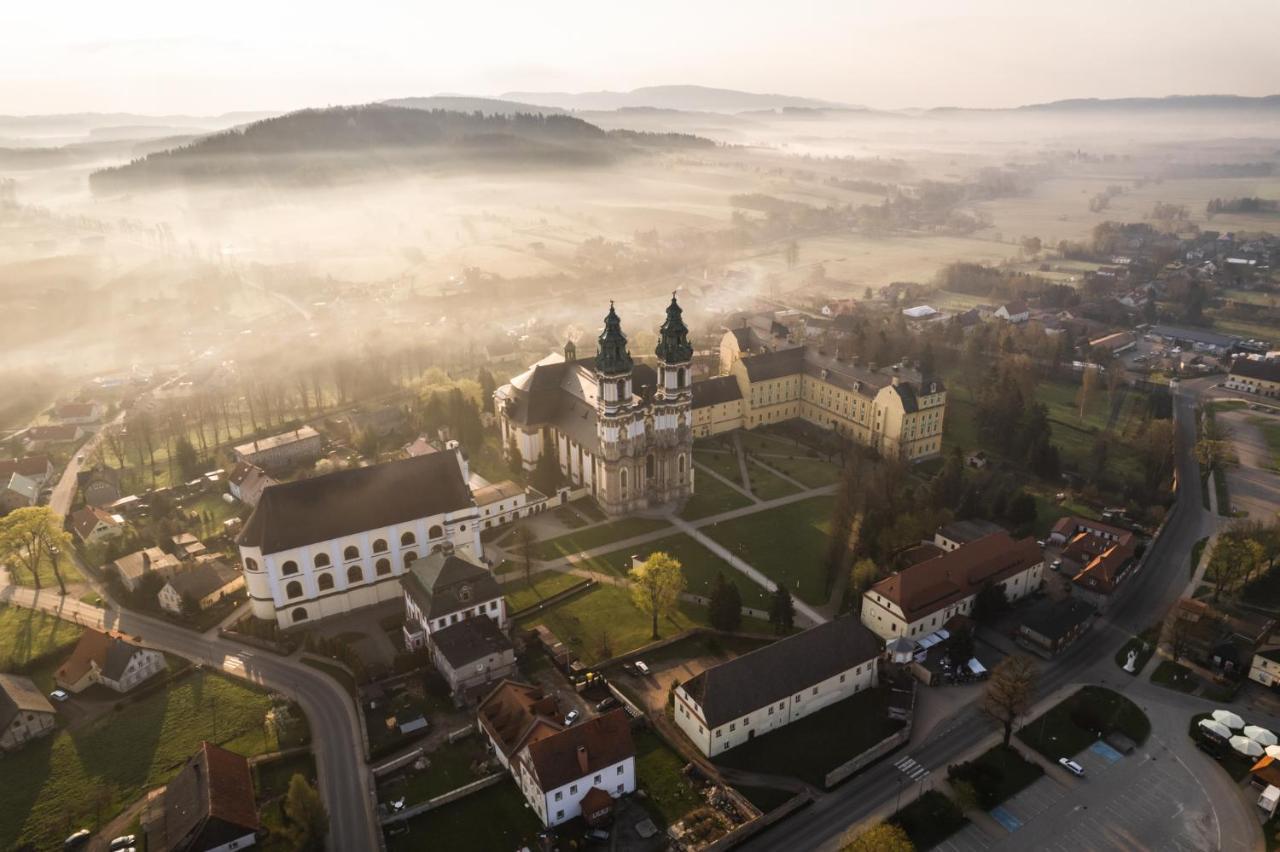 Agroturystyka Zielna 16. Krzeszow  المظهر الخارجي الصورة