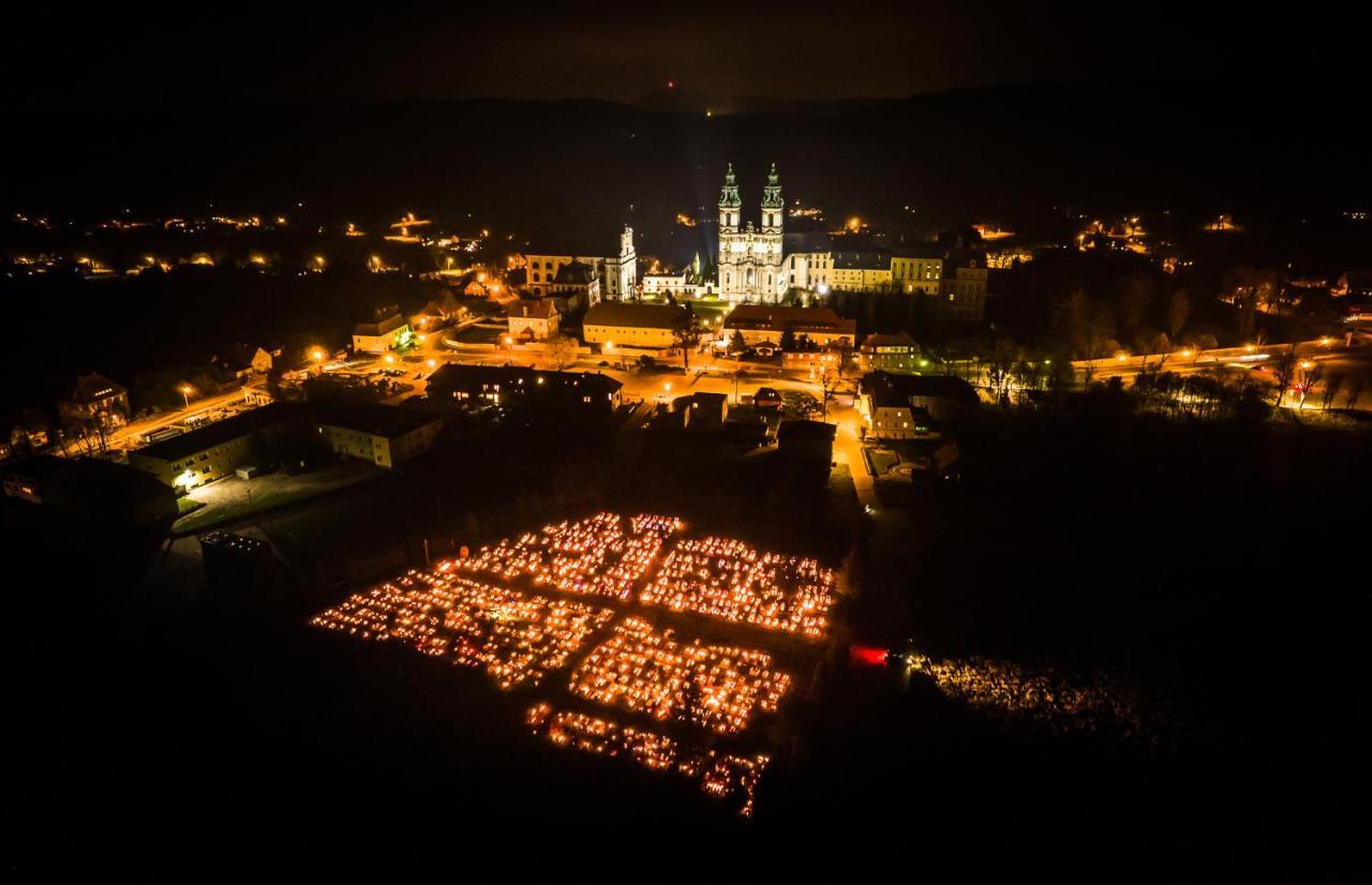 Agroturystyka Zielna 16. Krzeszow  المظهر الخارجي الصورة